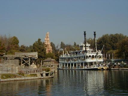 Frontierland and Riverboat<br>Location: <a href="https://www.google.com/maps/search/?api=1&query=33.81153,-117.92128" target="_new">Disneyland</a>